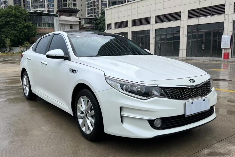 Used Kia K5 2016 2.0L Automatic GLS

