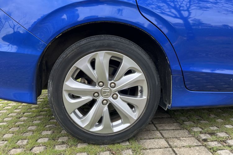 Used Honda Jade 2017 1.8L automatic Comfort version 5 seats
