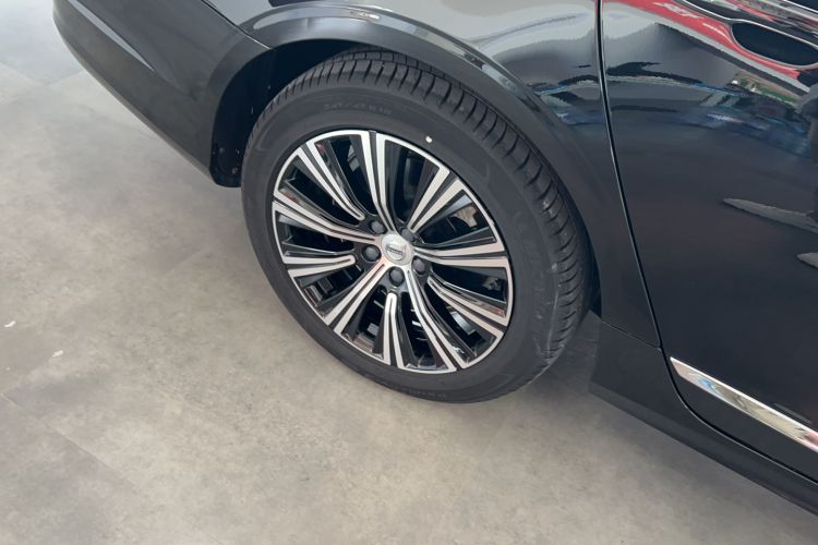 Used Volvo S90 New Energy 2022 T8 eDrive Hybrid Luxury Edition
