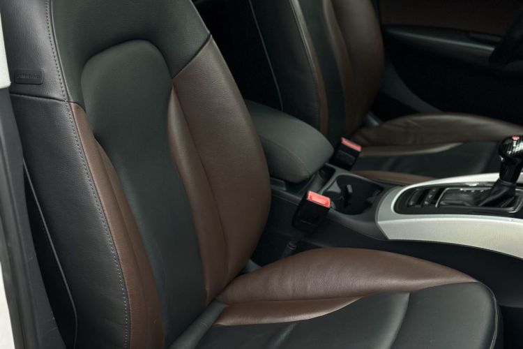 Used Audi Q5 2018 Collector's Edition 40 TFSI Technology Model
