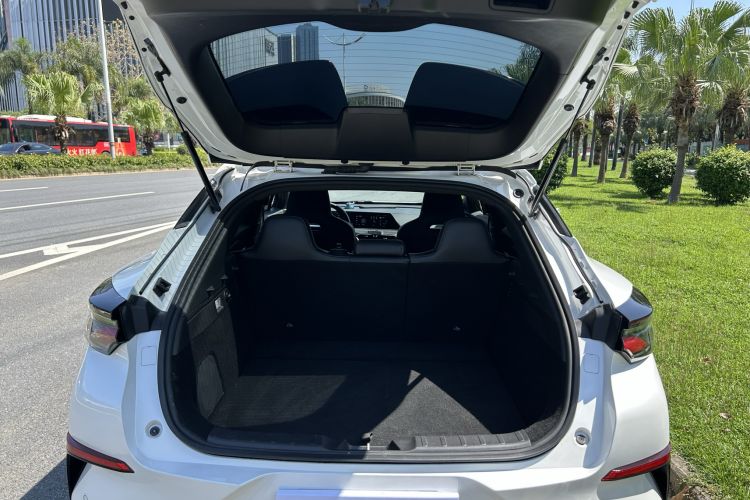 Used Changan UNI-T 2022 2.0T Prestige Version
