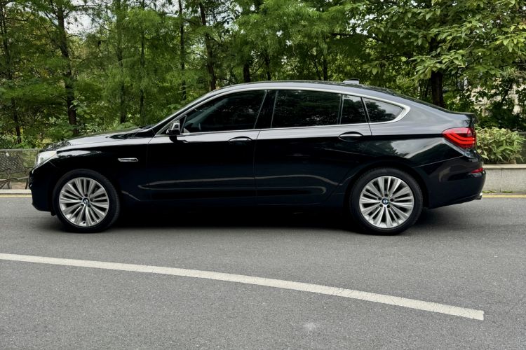 Used BMW 5 Series GT 2014 535i Luxury Edition
