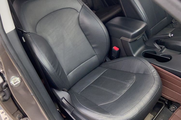 Used Hyundai ix35 2013 2.0L Automatic Two-Wheel Drive Smart GLS China IV Standard
