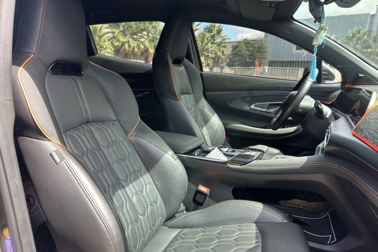 Used Changan UNI-T 2022 1.5T Prestige Version
