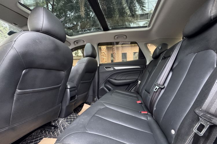 Used Roewe RX3 2020 1.6L CVT 4G Connected Ultra-Cool Flagship Edition
