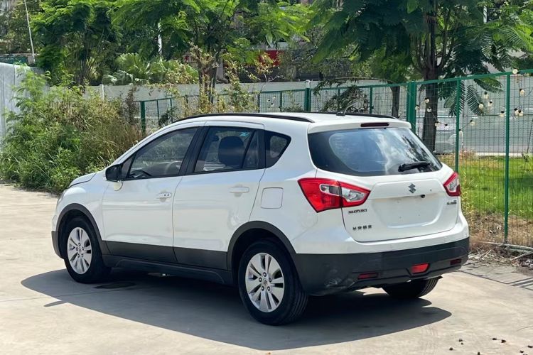Used Suzuki S-Cross 2014 1.6L CVT Two-Wheel Drive Entry Model
