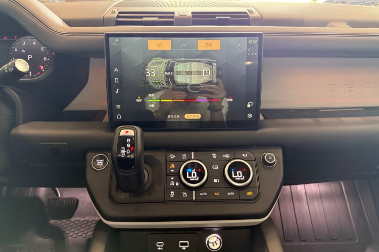 Used Land Rover Defender 2023 Facelift 110 3.0T P400 Dark Edition
