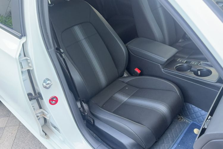 Used Honda Civic 2022 240TURBO CVT Dynamic Edition
