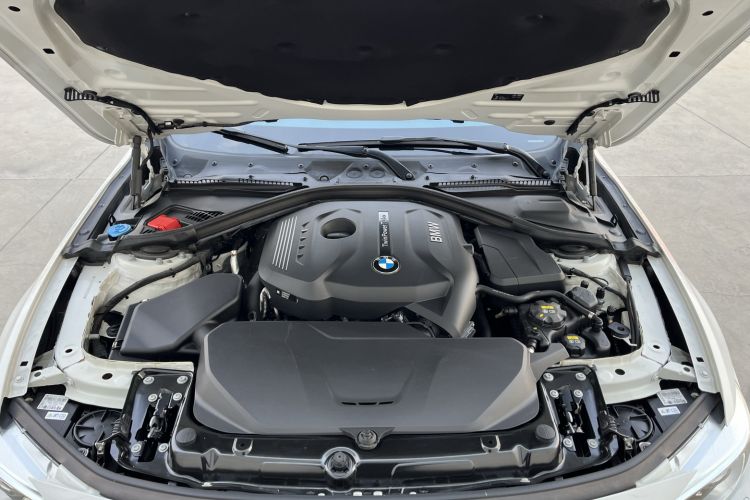 Used BMW 4 Series 2016 420i Fashion Model
