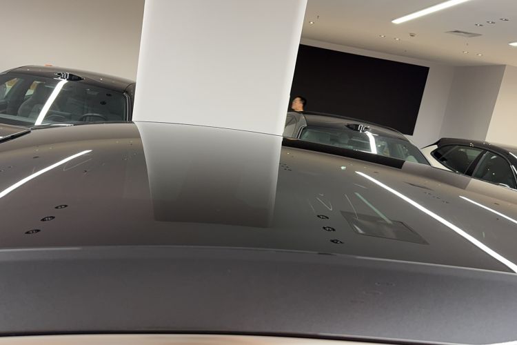 Used Hima Luxeed R7 2024 All-Electric 802 km Max
