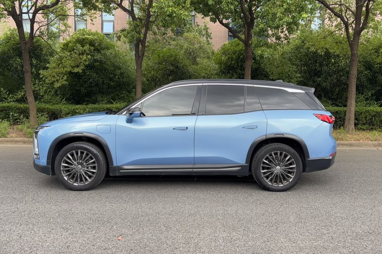 Used Nio ES8 2018 355 km Base Version 7-Seater Edition
