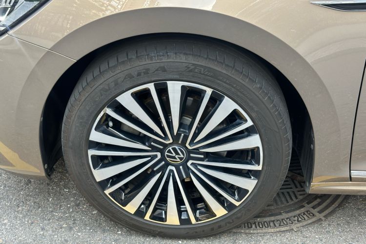 Used Volkswagen Passat 2020 Revised Version 330TSI Luxury Edition China VI Standard