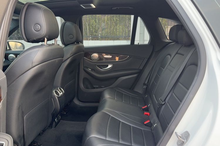 Used Mercedes-Benz GLC 2019 GLC 260 L 4MATIC Dynamic Model
