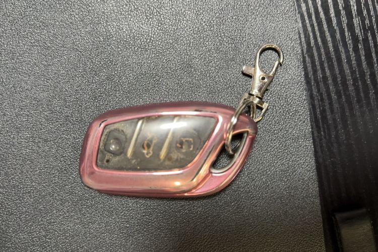 Used Roewe RX3 2020 1.6L CVT 4G Connected Ultra-Cool Flagship Edition
