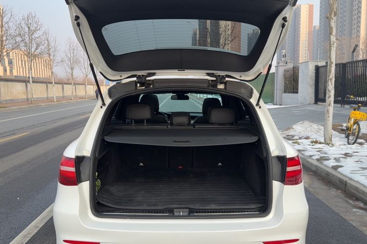 Used Mercedes-Benz GLC 2019 GLC 260 L 4MATIC Dynamic Model
