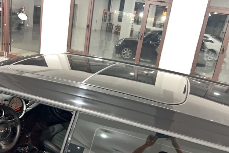 Used  Clubman 2011 1.6L COOPER Fun
