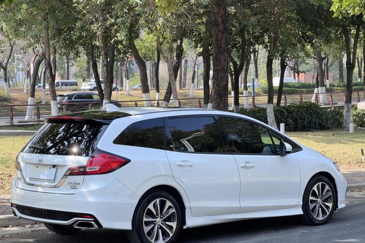 Used Honda Jade 2017 210TURBO CVT Fashion Edition 5-seater
