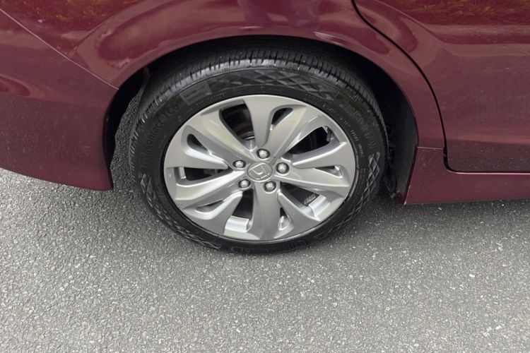 Used Honda Jade 2017 1.8L automatic Comfort version 5 seats