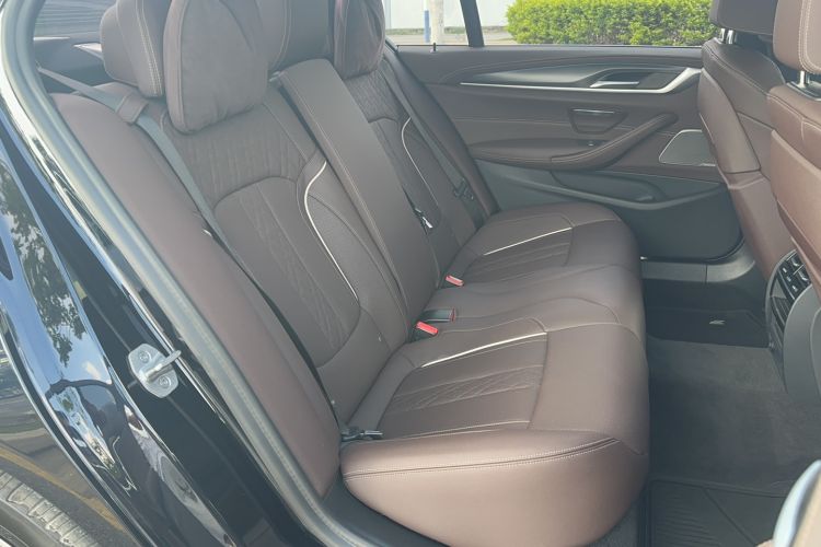 Used BMW 5 Series New Energy 2021 535Le Pioneer Edition M Sport Package
