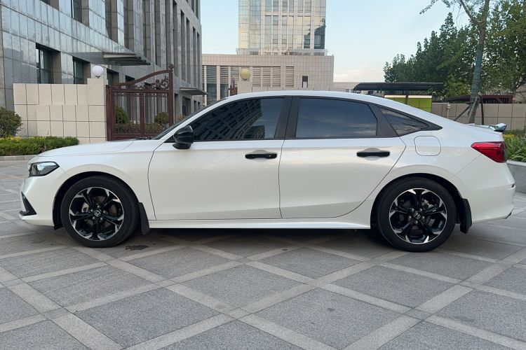 Used Honda Civic 2022 240TURBO CVT Dynamic Edition
