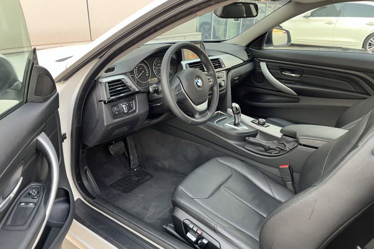 Used BMW 4 Series 2016 420i Fashion Model
