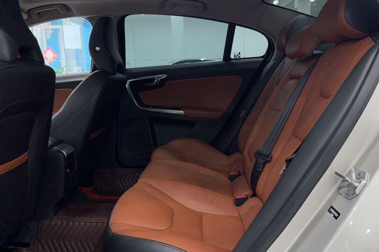 Used Volvo S60 2018 S60L T3 Smart Upgrade Edition
