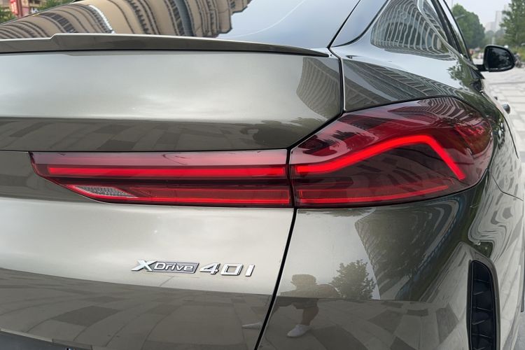 Used BMW X6 2020 xDrive40i Luxury Model with M Sport Package