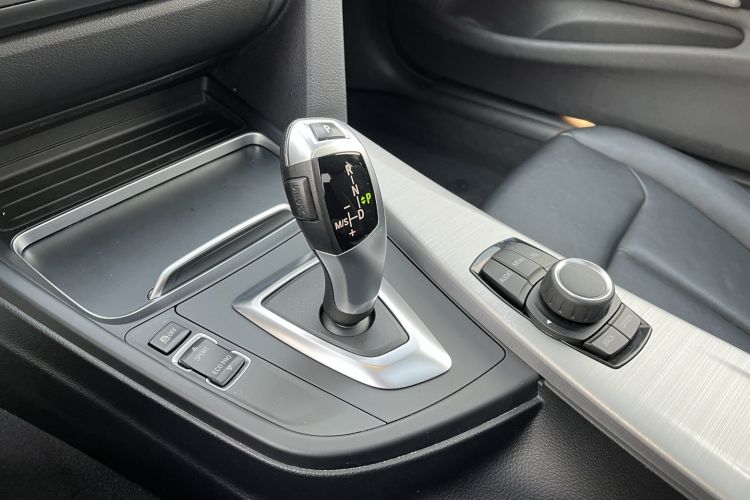 Used BMW 4 Series 2016 420i Fashion Model
