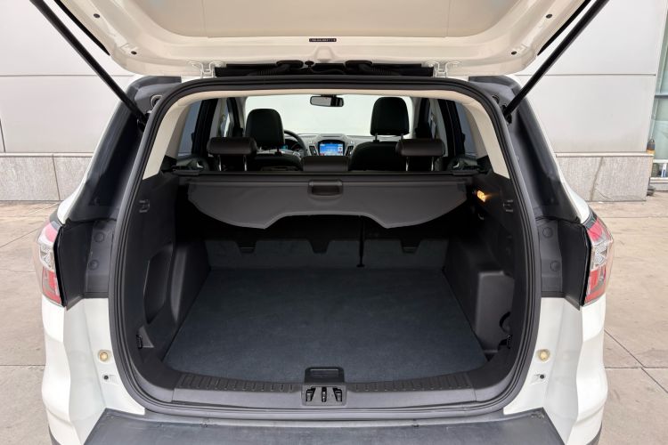 Used Ford Kuga 2017 EcoBoost 180 Two-Wheel-Drive Tiger Leap Model
