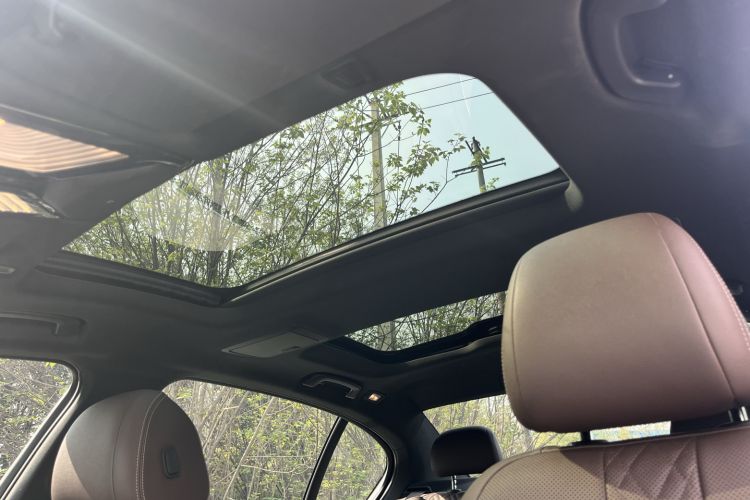 Used BMW 5 Series 2022 Second Facelift 530Li Leading Edition M Sport Package
