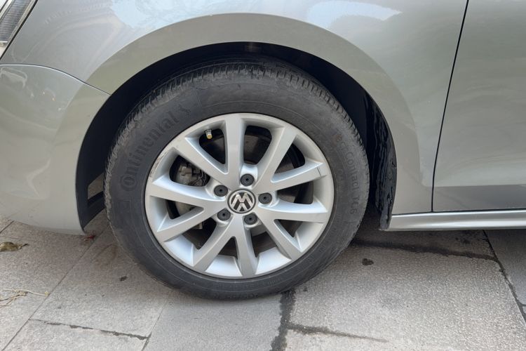 Used Volkswagen Sagitar 2012 1.4TSI Automatic Luxury Edition
