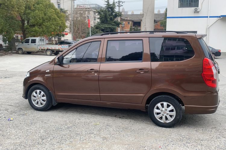 Used Wuling Hongguang 2014 1.5L S Standard Version
