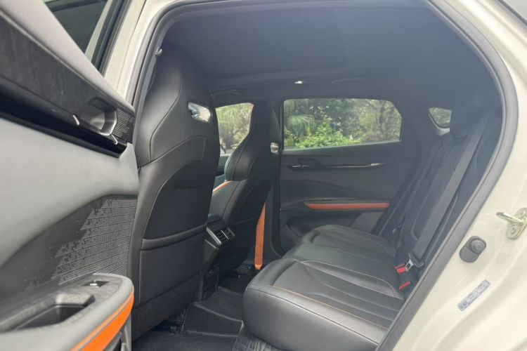 Used Changan UNI-V 2023 1.5T Prestige Model
