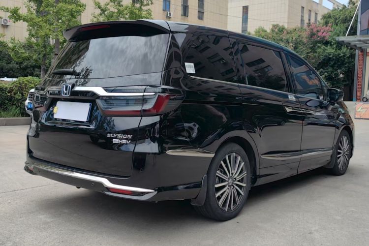 Used Honda Elysion 2022 2.0L eHEV Luxury Edition

