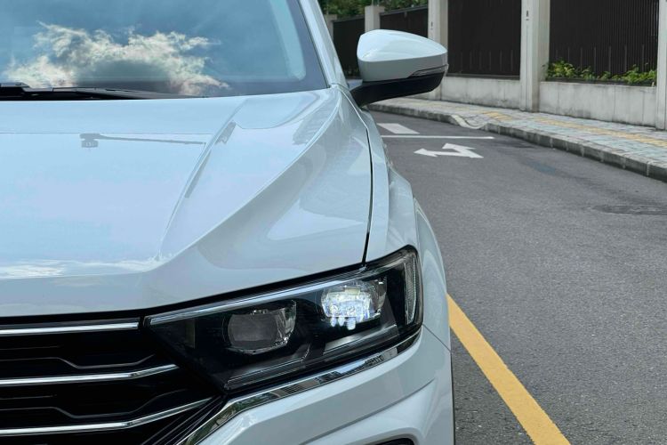 Used Volkswagen T-ROC 2020 280TSI DSG Two-Wheel Drive Advanced Version