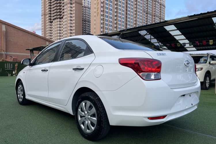 Used Hyundai Verna 2017 1.4L Manual Refreshed Version China V Standard
