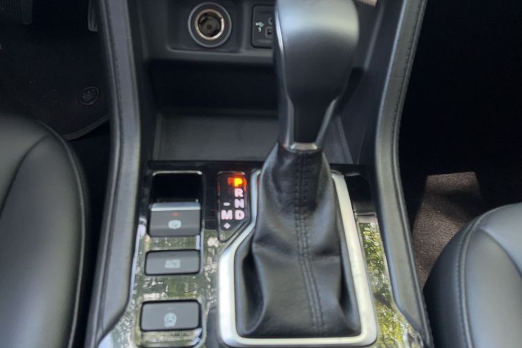 Used  Grand Commander 2020 2.0T Two-Wheel Drive Elite Version
