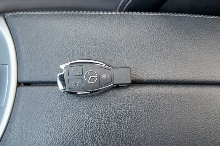 Used Mercedes-Benz GLC 2019 GLC 260 L 4MATIC Dynamic Model
