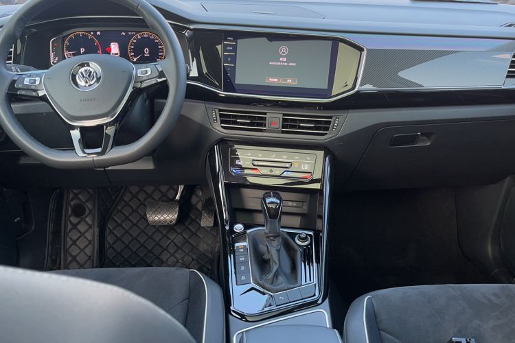 Used Volkswagen Tayron 2020 330TSI Two-Wheel Drive Luxury Connected Pro Edition
