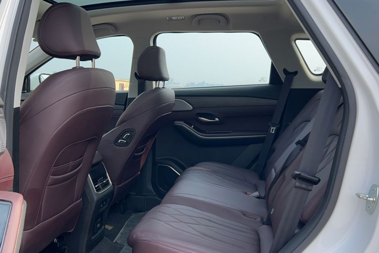 Used Jetour X90 PRO 2024 2.0T DCT Luxury Edition 5 Seats
