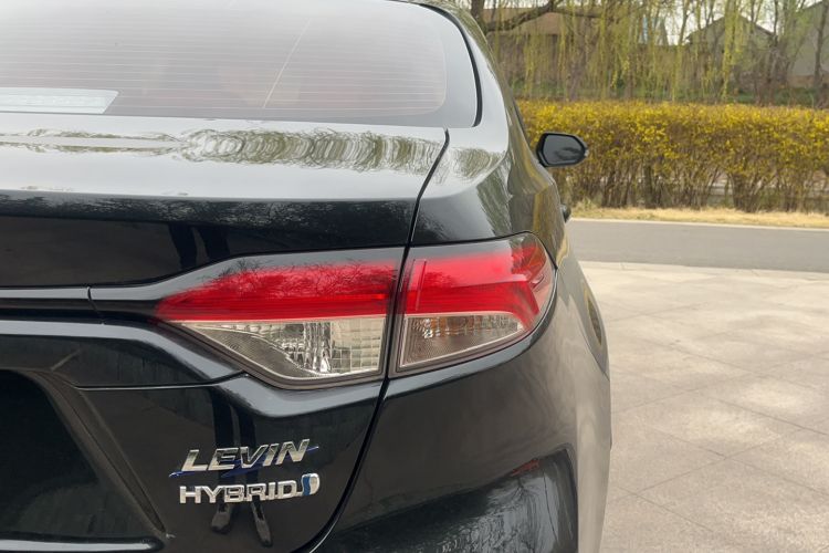 Used Toyota Levin 2021 Dual-Motor 1.8H E-CVT Leading Edition
