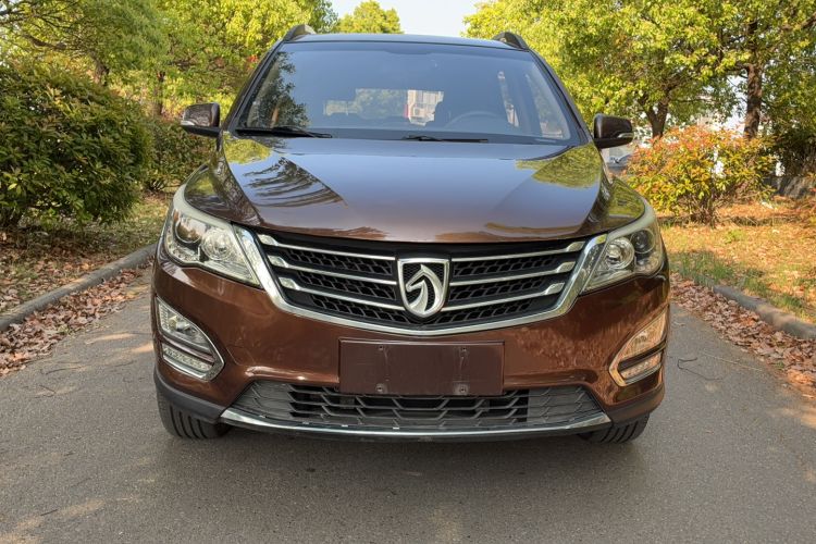 Used Baojun 560 2016 1.8L Manual Elite Version
