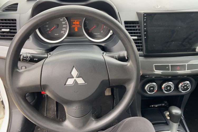 Used Mitsubishi Lancer EX 2013 Fashion Edition 1.8L CVT Comfort Version
