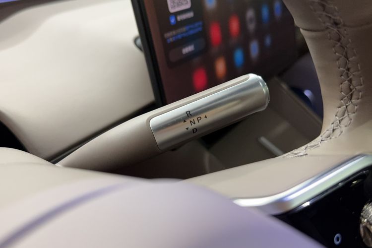 Used Hima Luxeed R7 2024 All-Electric 802 km Max
