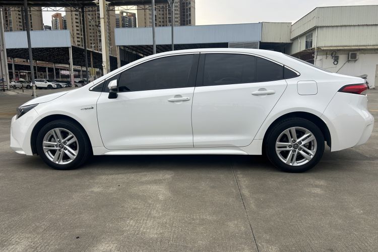 Used Toyota Levin 2022 Dual-Motor 1.8H E-CVT Leading Edition
