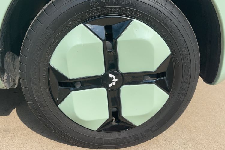 Used Wuling Hongguang MINIEV 2021 Macaron Premium Model – Lithium Iron Phosphate
