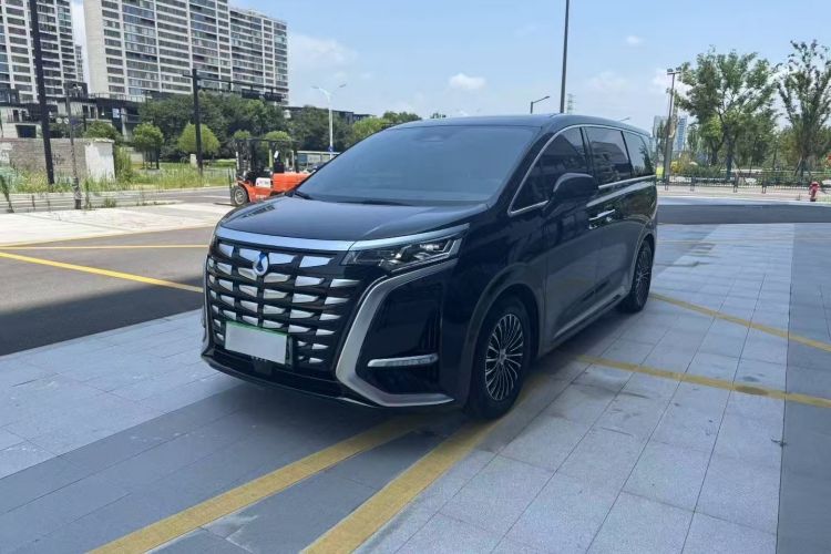 Used Denza D9 2022 DM-i 970 Four-Wheel Drive Flagship Model
