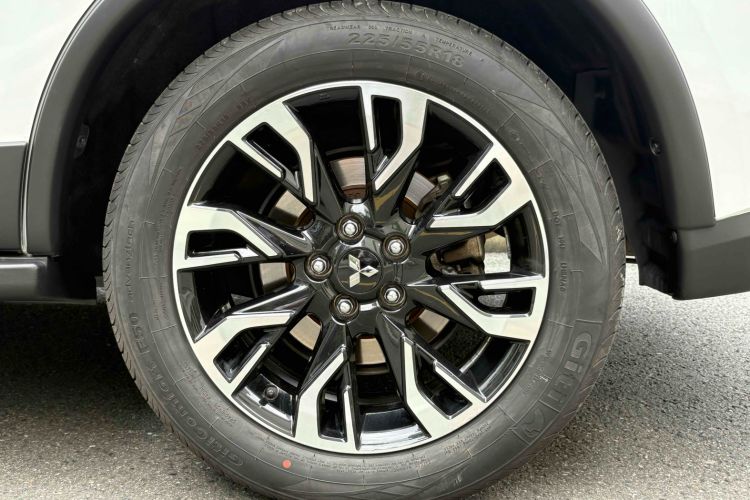 Used Mitsubishi Outlander 2019 2.0L Two-Wheel Drive Comfort Edition 5 Seats China V Standard
