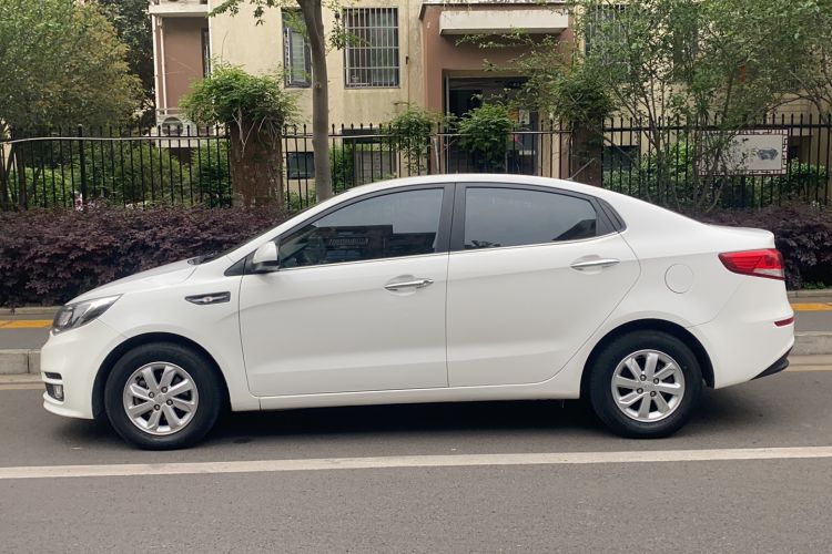 Used Kia K2 2015 Sedan 1.4L Automatic GLS
