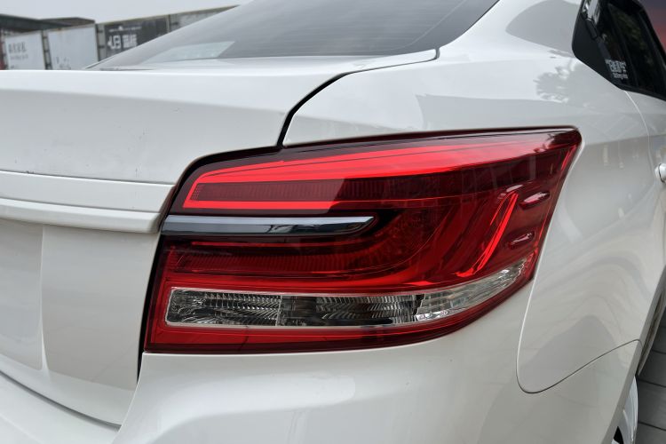 Used Toyota YARiS L 2020 1.5L CVT Leading Edition
